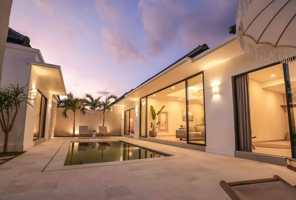סמיניאק Villa Efire-3 Bedroom With Pool